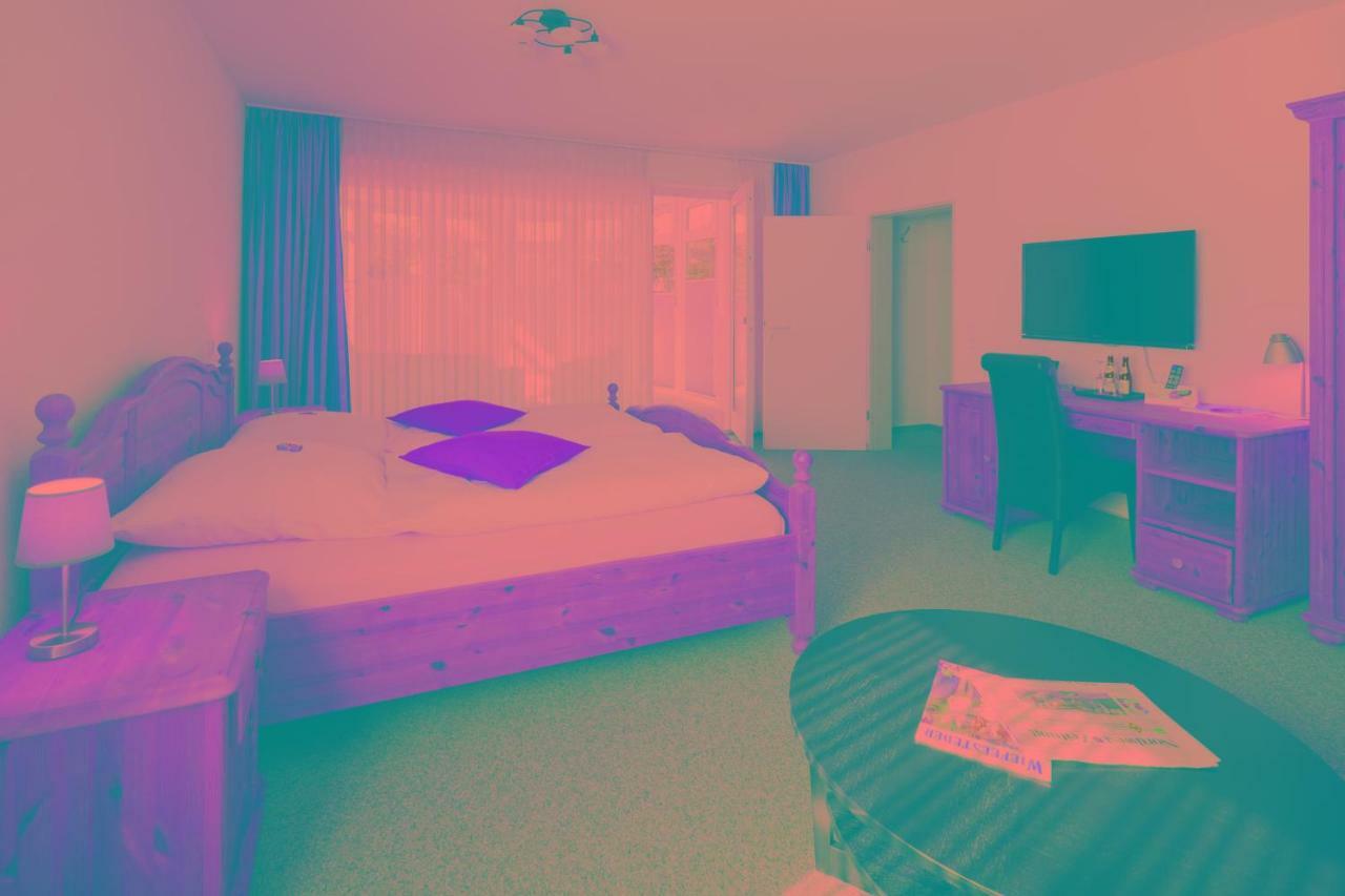 Hellmanns Hotel Bremers Bauerndiele Wiefelstede Luaran gambar